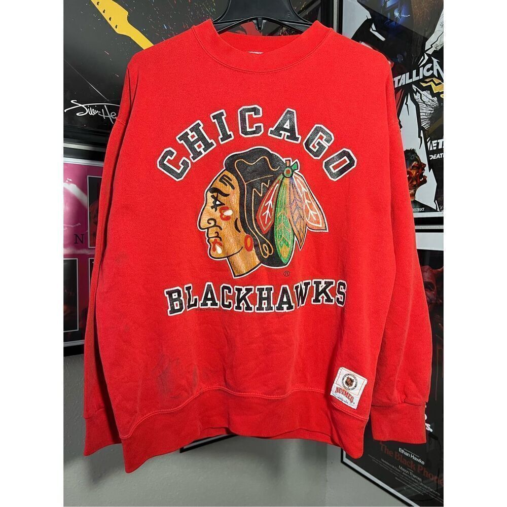 Vintage 90s Nutmeg Chicago Blackhawks Hockey Sweater